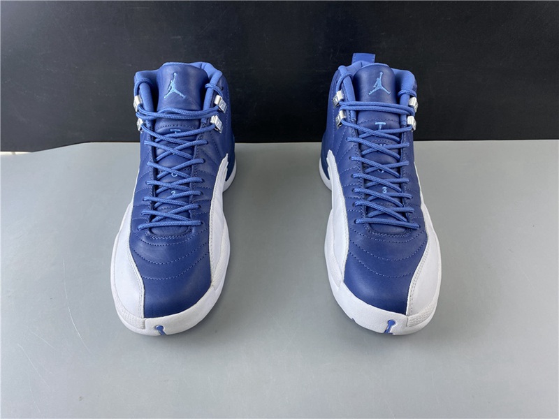 Air Jordan 12(130690-404 )